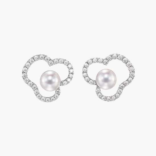 chants signature <br>diamonds pave Earrings