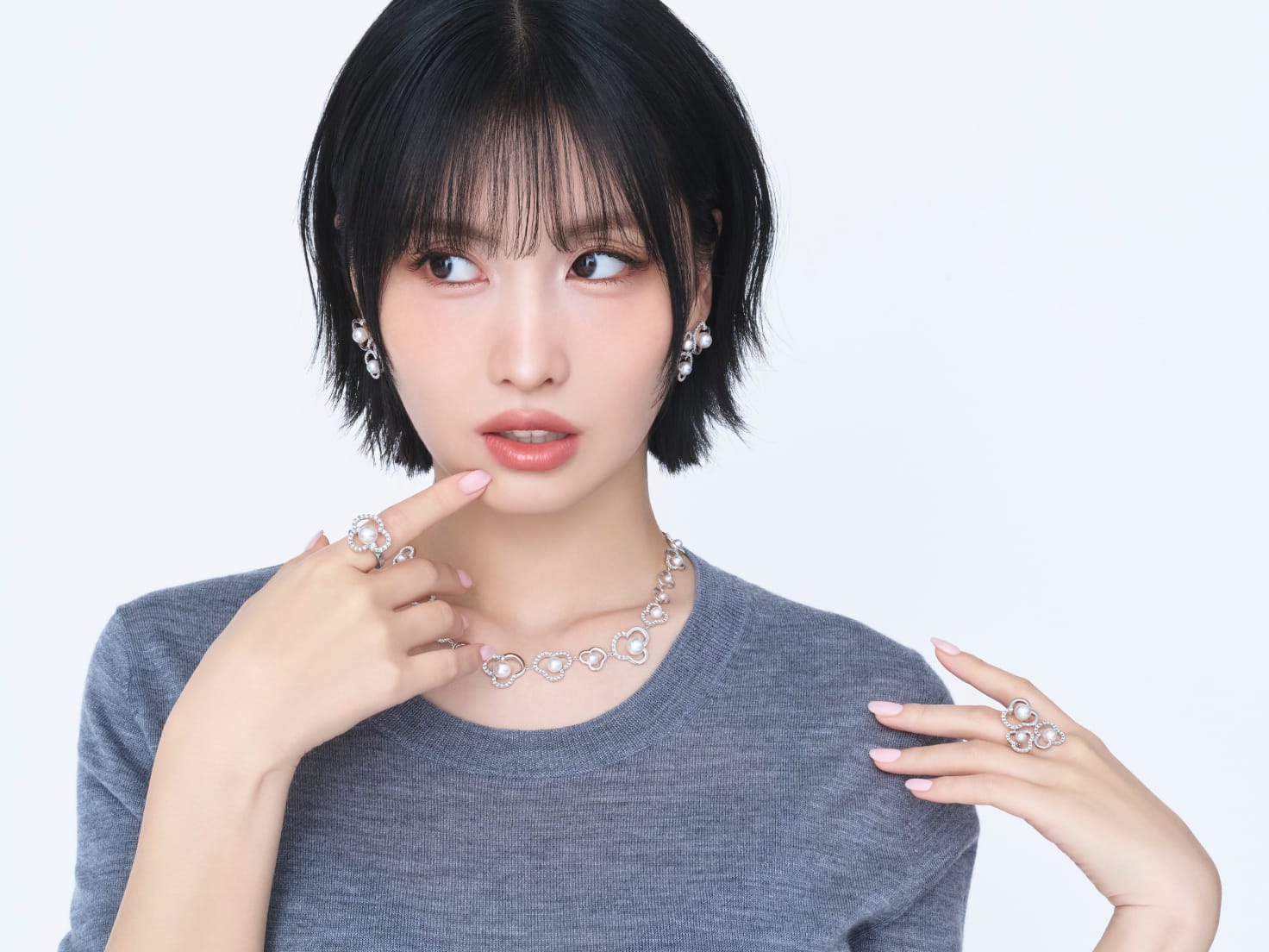 DAZZLING DAYS ダイヤモンドパヴェの煌めきをエフォートレスなムードで。