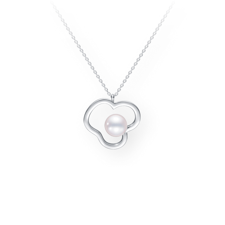 chants Pendant (White Gold)