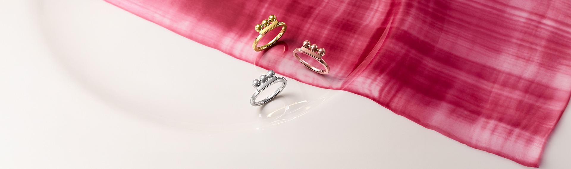 メタルジュエリー