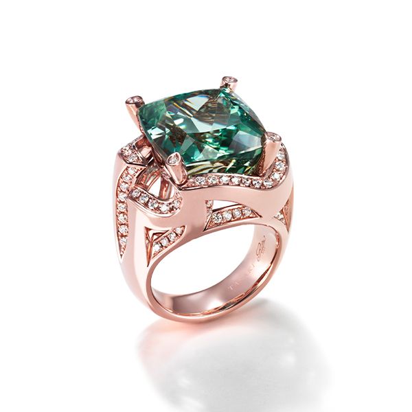 The Serendipity Ring — RAQ-V2814-18KSG