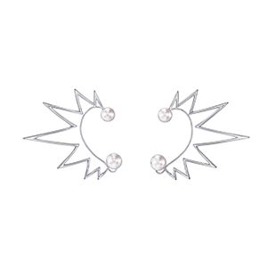 ナクレアス イヤーカフ